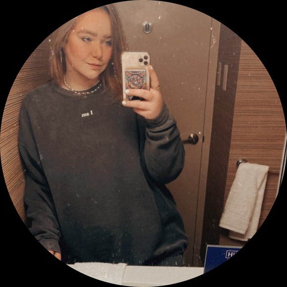 Meet your Posher, Annie - Picture 1 of 1